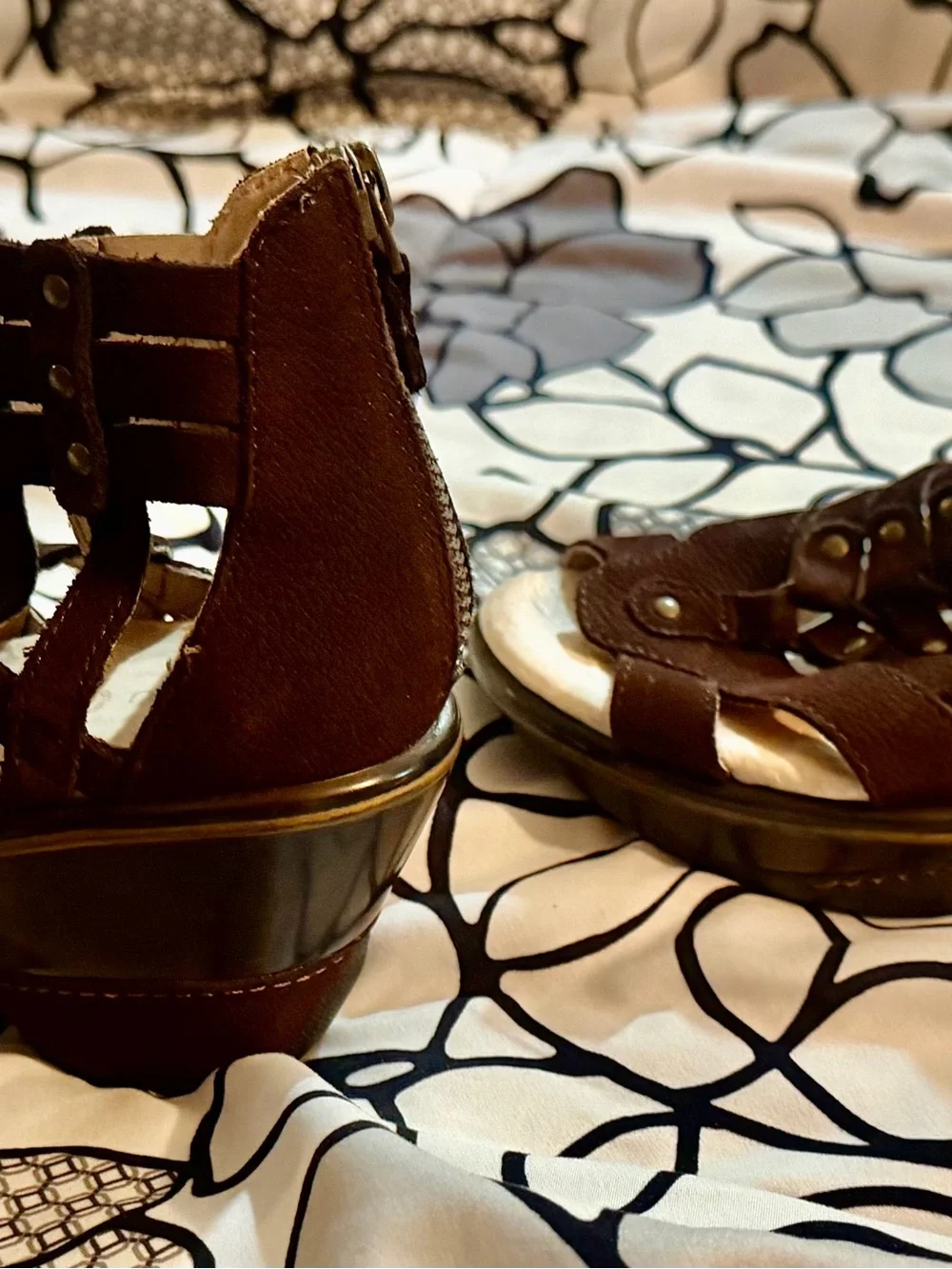 Jambu Sugar Wedge Strappy Brown Suede Gladiator Sandals - Women's Fashion